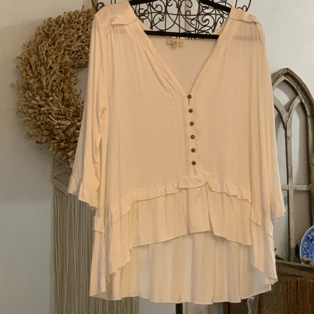 POL Boho Ruffled V-Neck Women’s Top in Cream